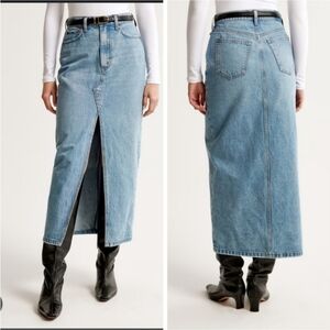 Abercrombie & Fitch High Rise Light Wash Denim Midi Skirt
